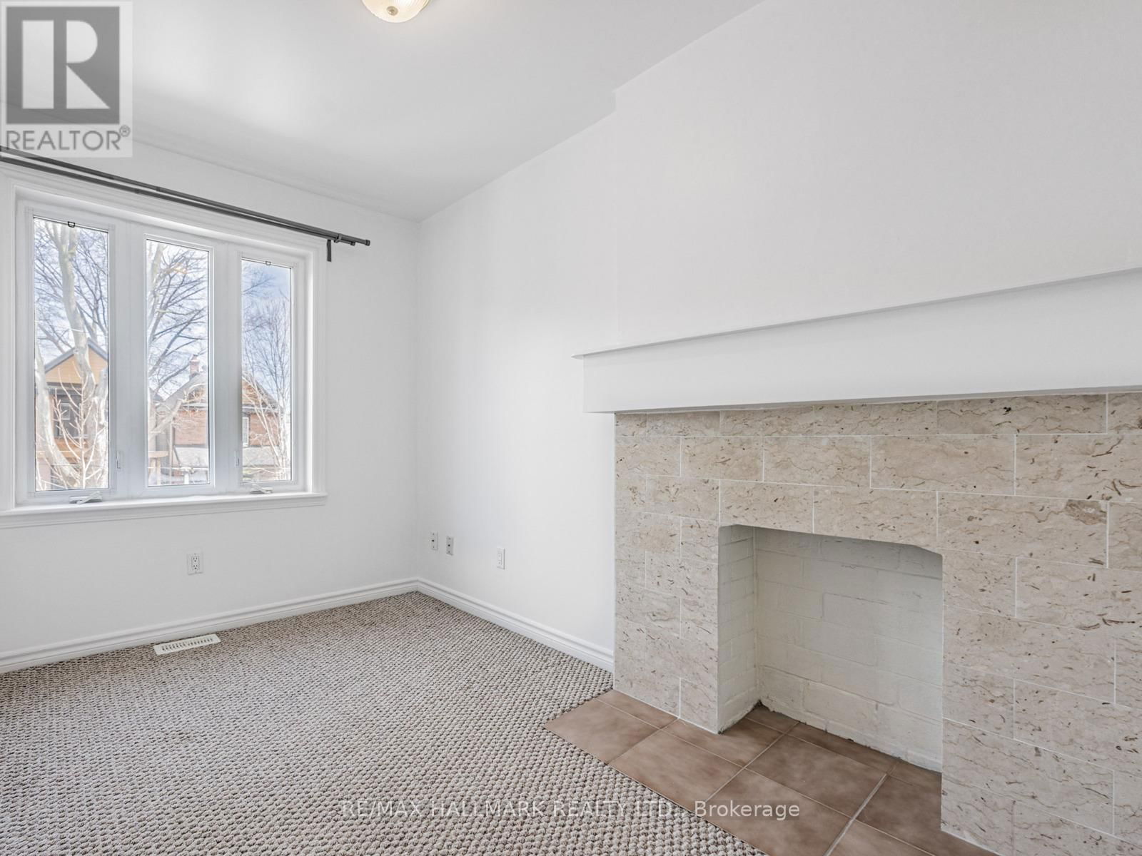 8 REDWOOD AVENUE Image 31