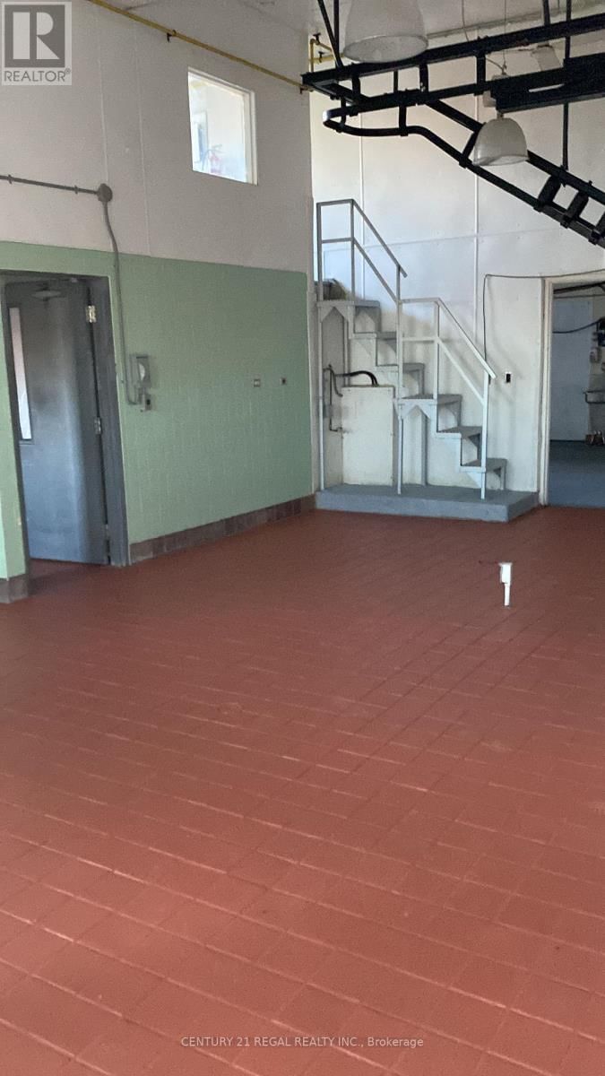 2910 HIGHWAY 7A Image 6