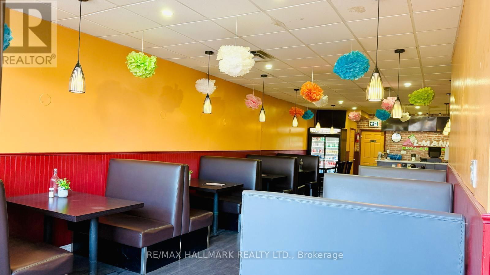 2658 DANFORTH AVENUE Image 14