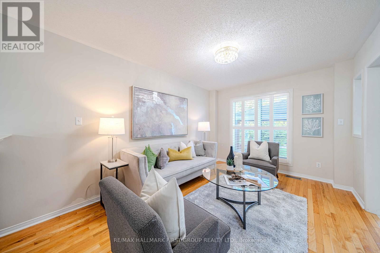 21 ARLSTON COURT Image 12