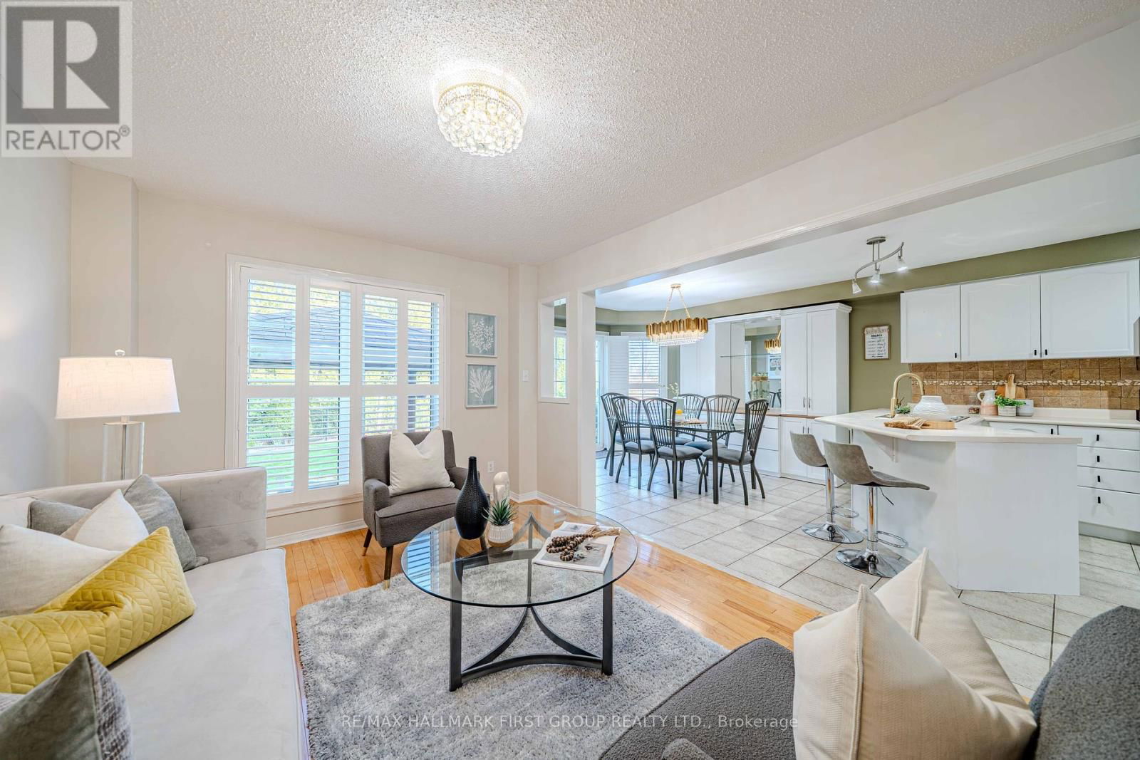 21 ARLSTON COURT Image 14