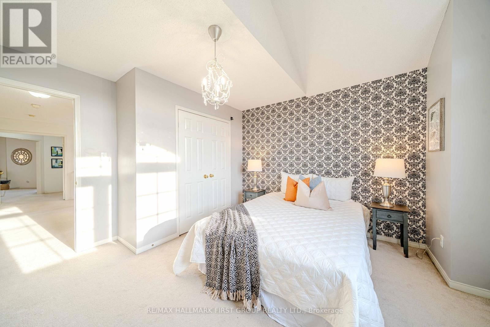 21 ARLSTON COURT Image 35
