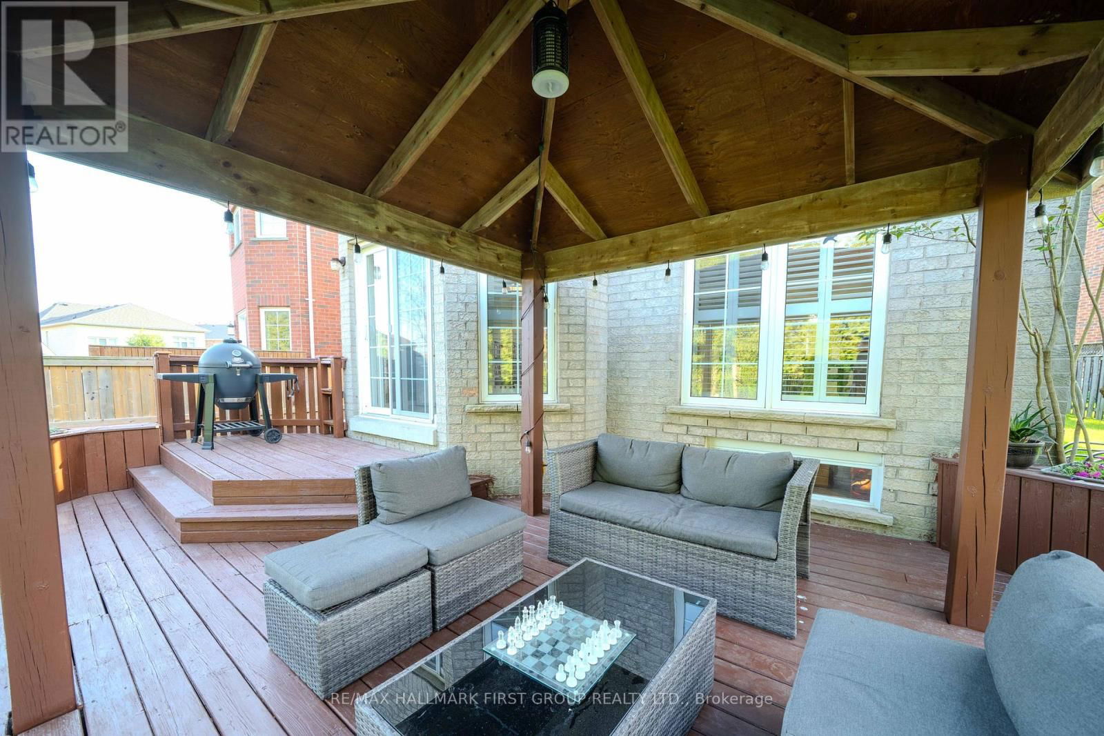 21 ARLSTON COURT Image 43