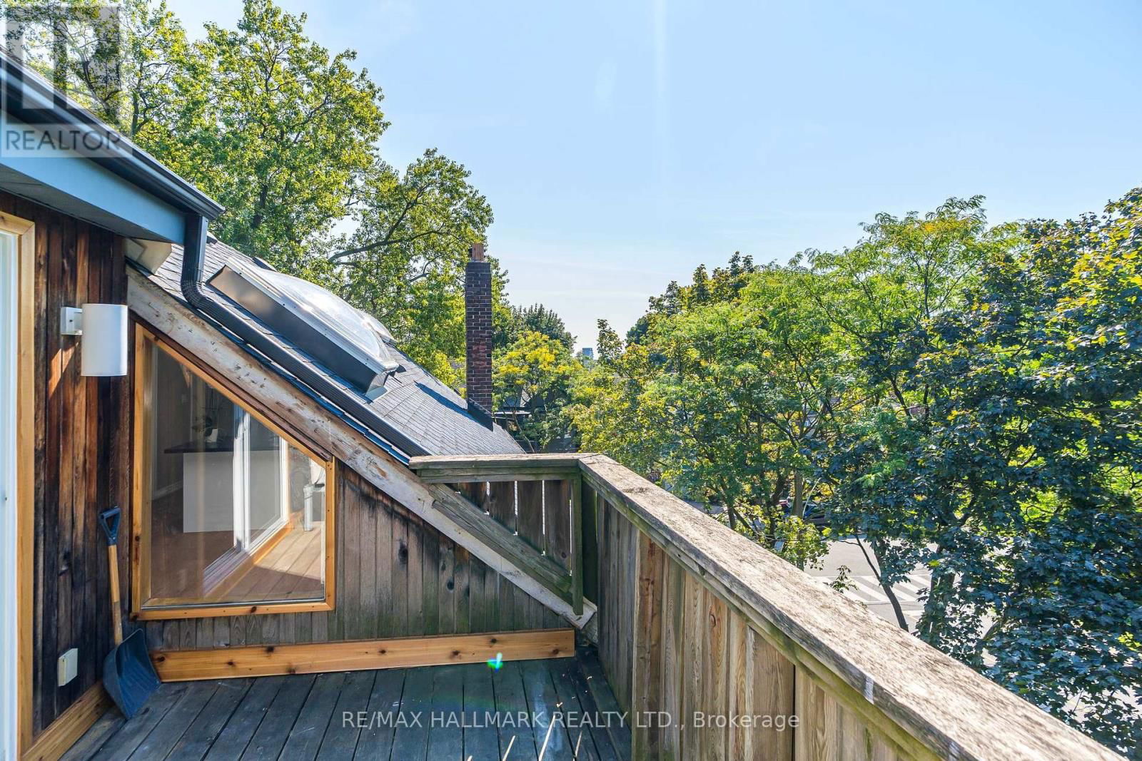 3 - 32 HOGARTH AVENUE Image 24
