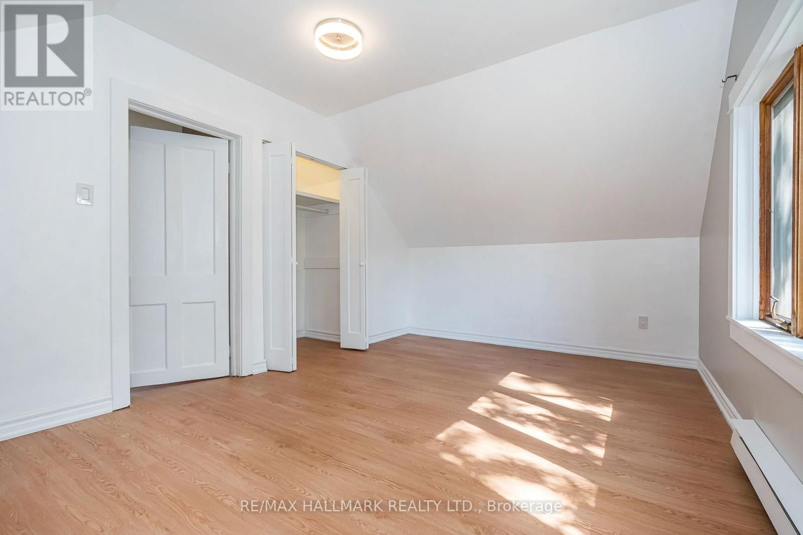 3 - 32 HOGARTH AVENUE Image 28