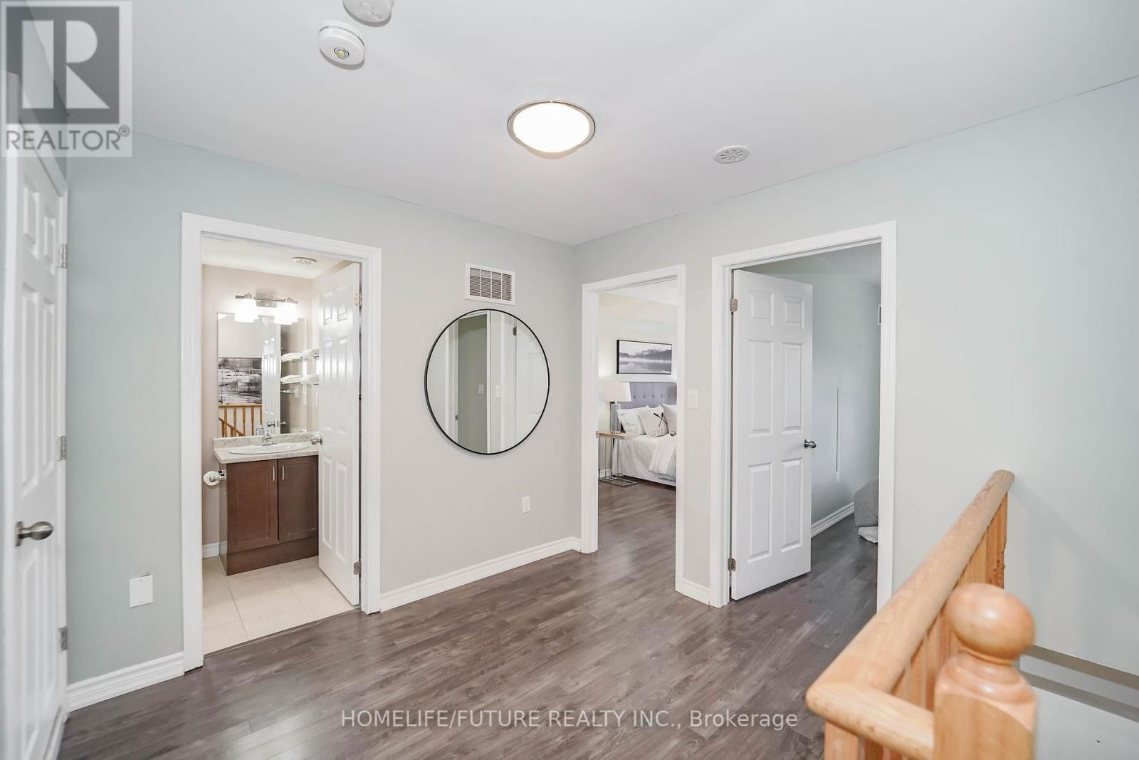 1 - 1040 ELTON WAY Image 23