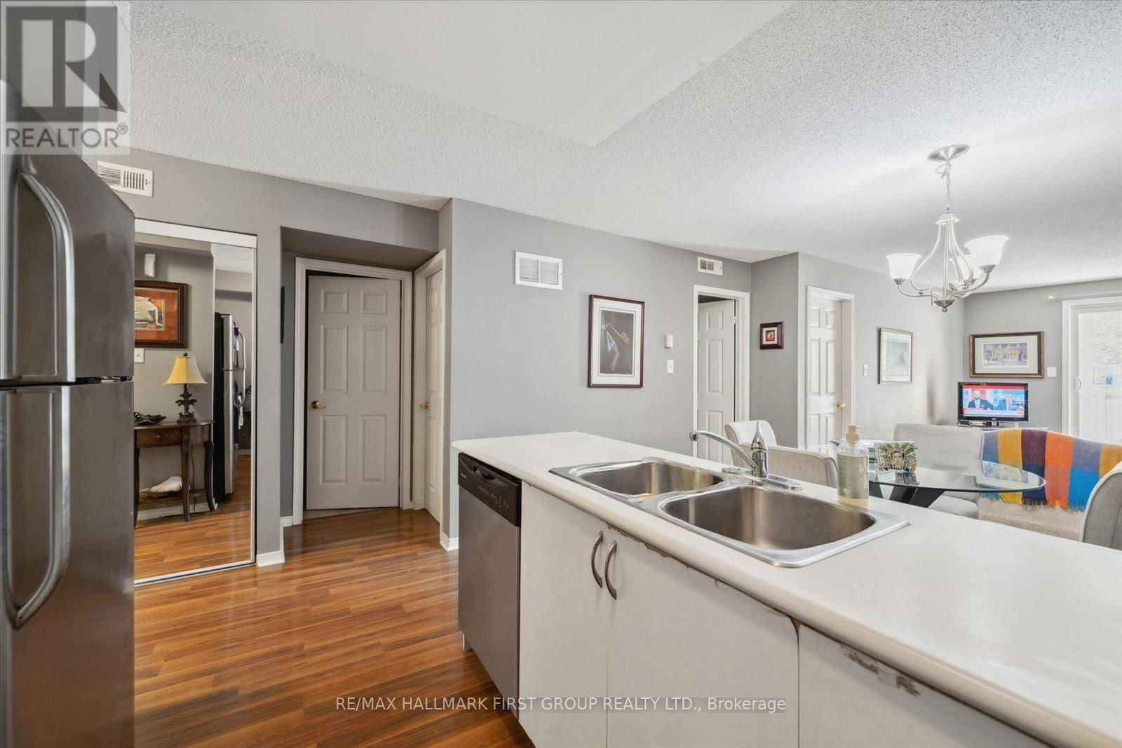 1 - 20 PETRA WAY Image 8
