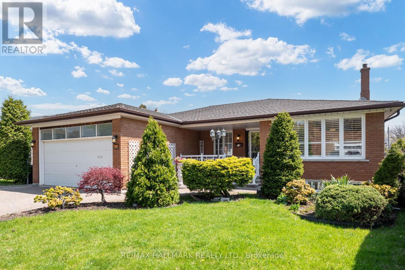 44 ARKONA DRIVE Image 1