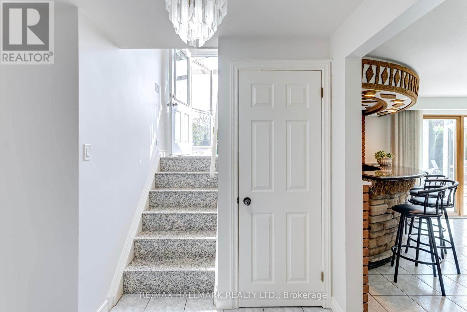 44 ARKONA DRIVE Image 19