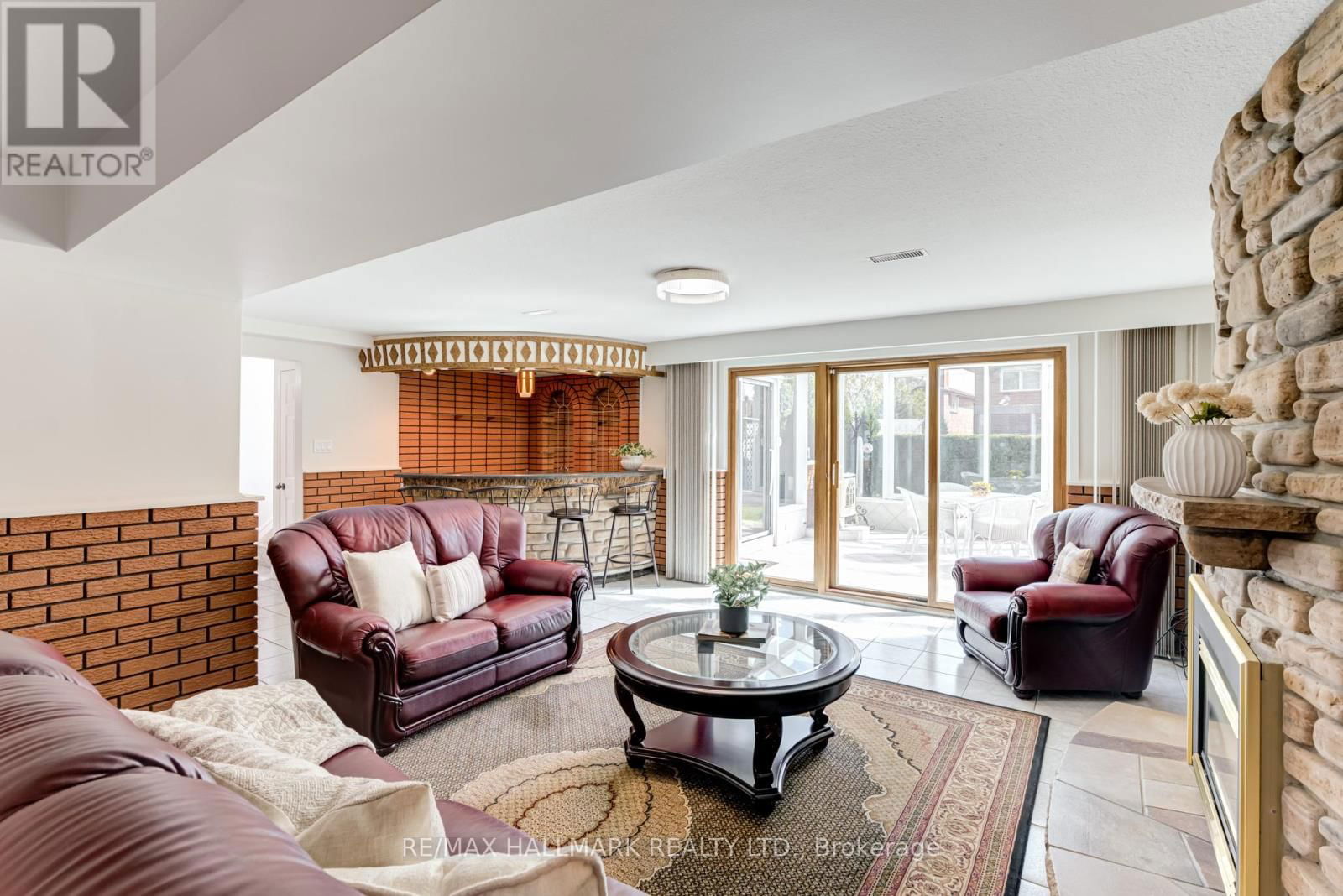 44 ARKONA DRIVE Image 21