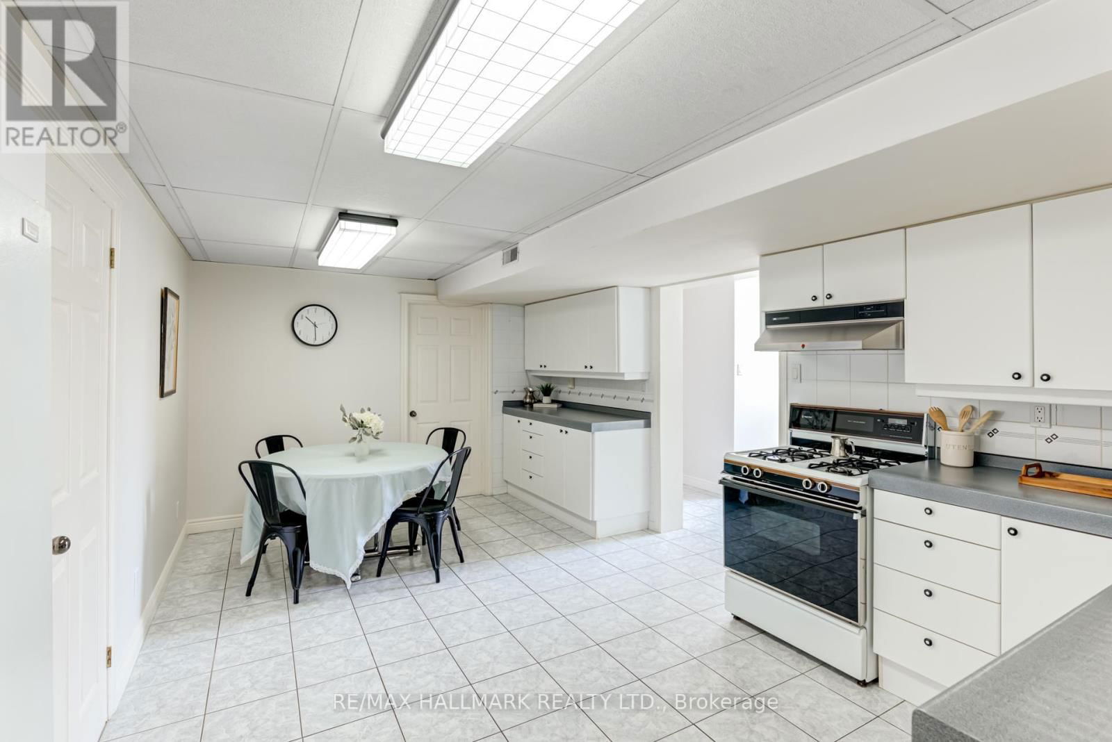 44 ARKONA DRIVE Image 26