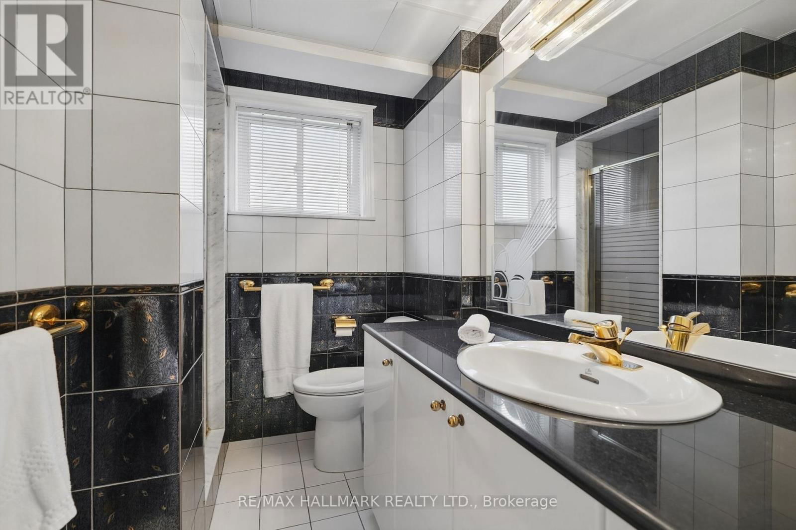 44 ARKONA DRIVE Image 28