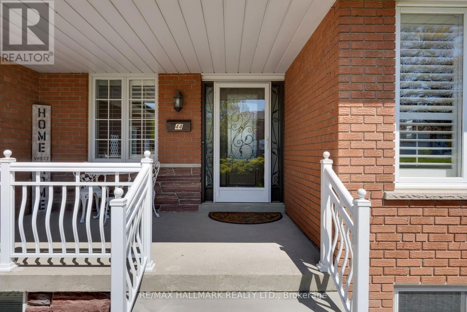 44 ARKONA DRIVE Image 3