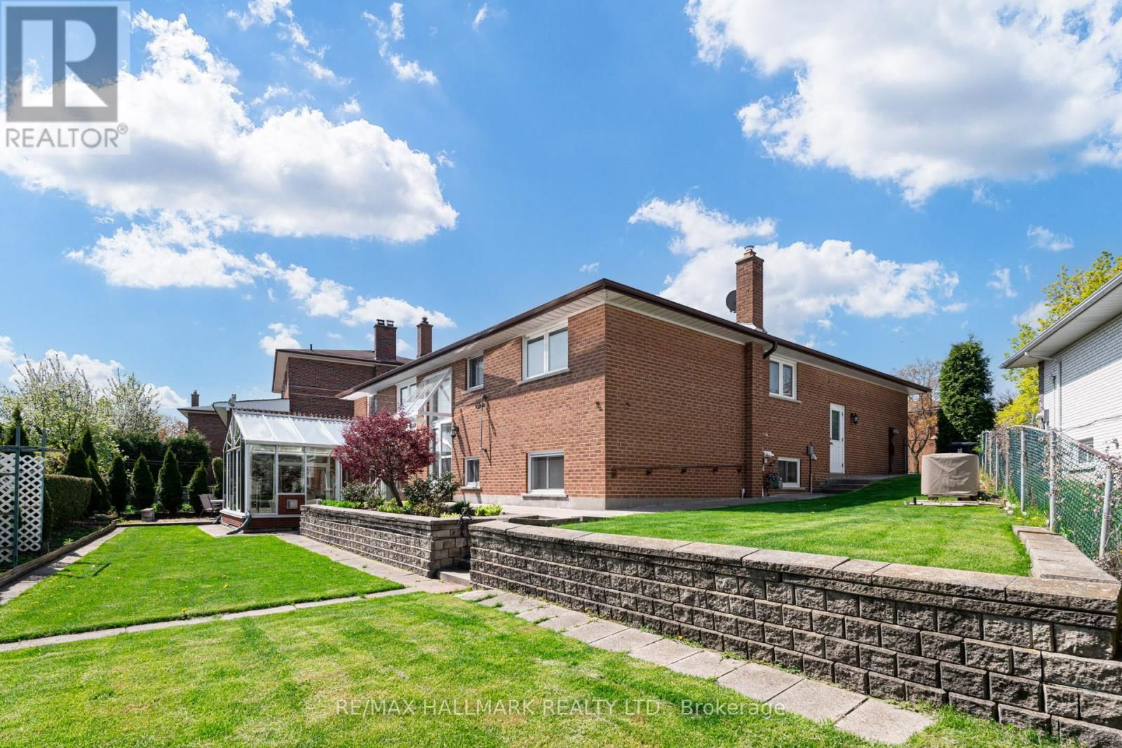 44 ARKONA DRIVE Image 35
