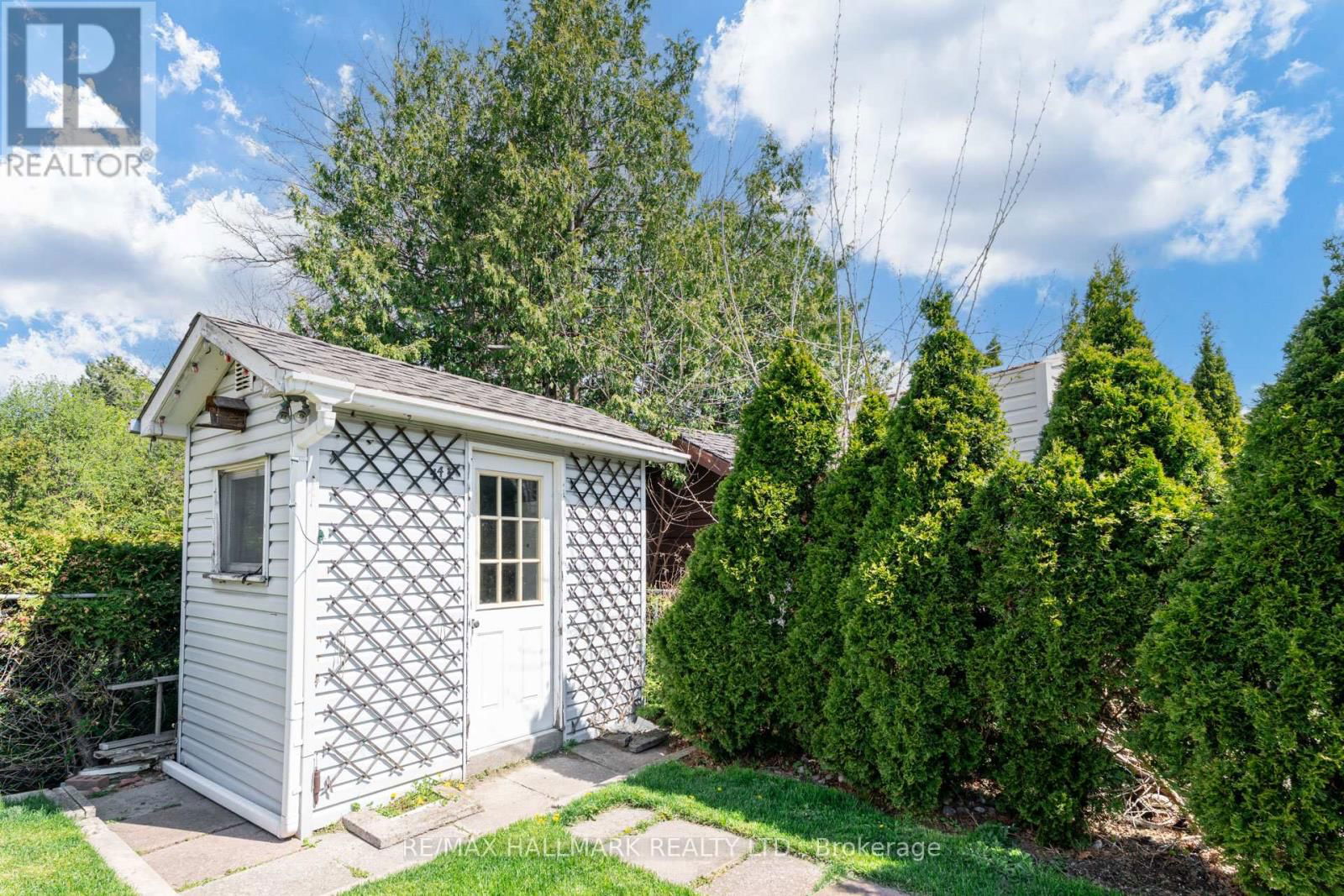 44 ARKONA DRIVE Image 36