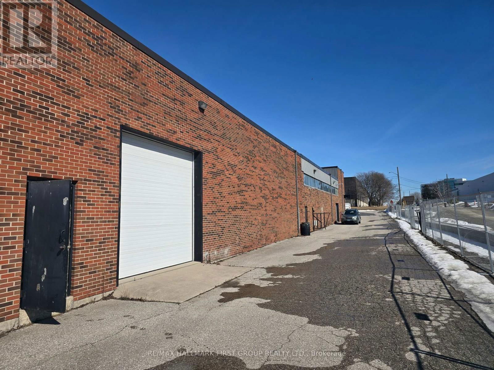 880 DILLINGHAM ROAD Image 3