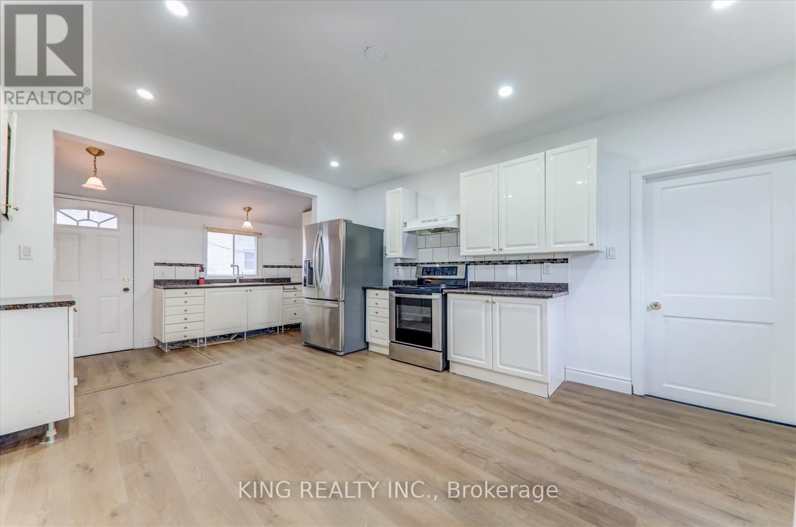 119 CELINA STREET Image 18