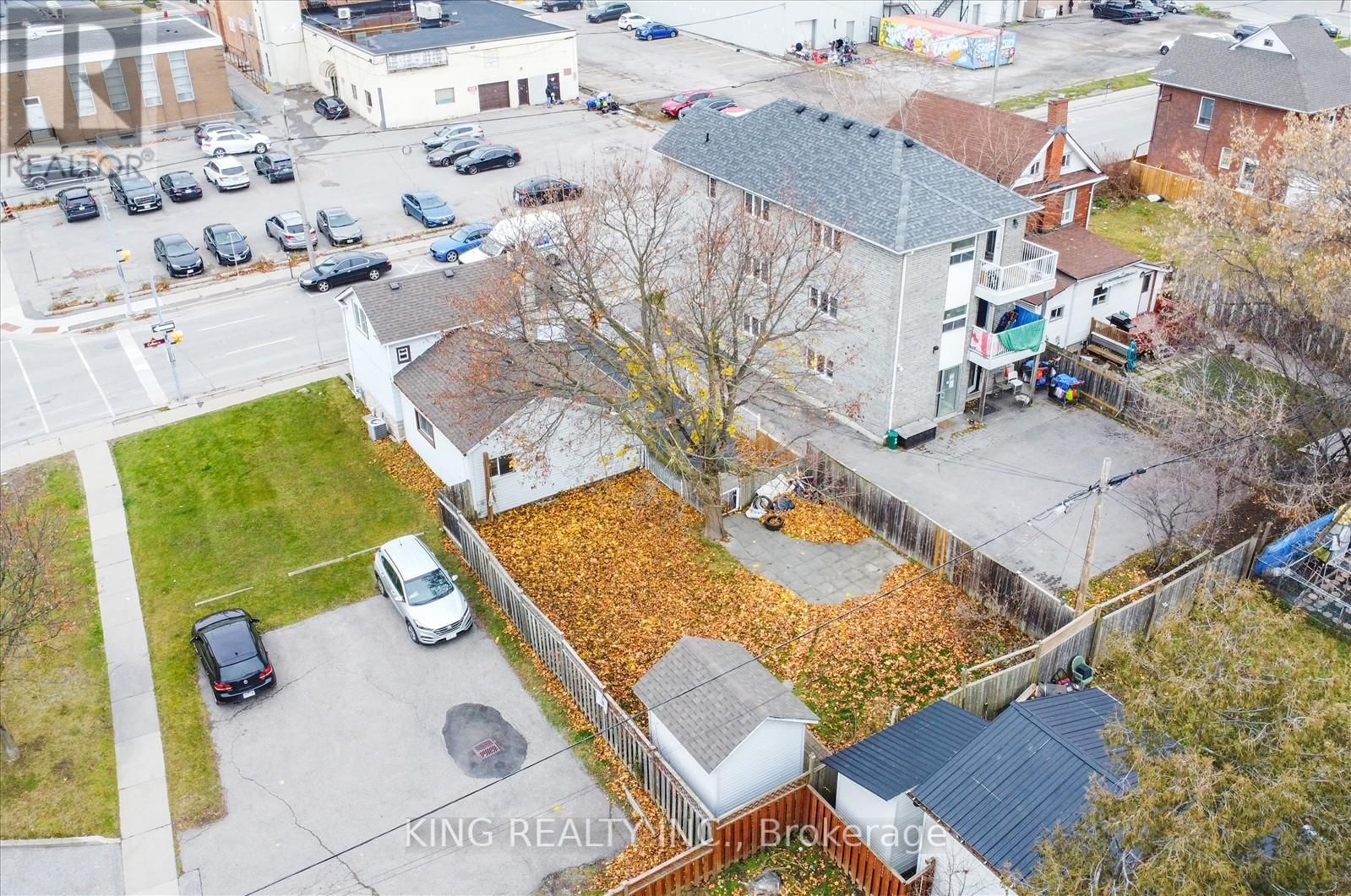 119 CELINA STREET Image 32
