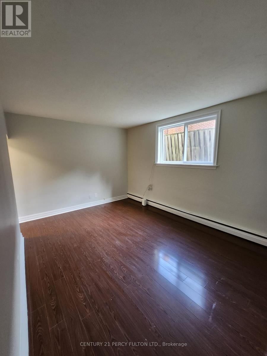 Lower - 507 COLBORNE STREET WEST Image 3