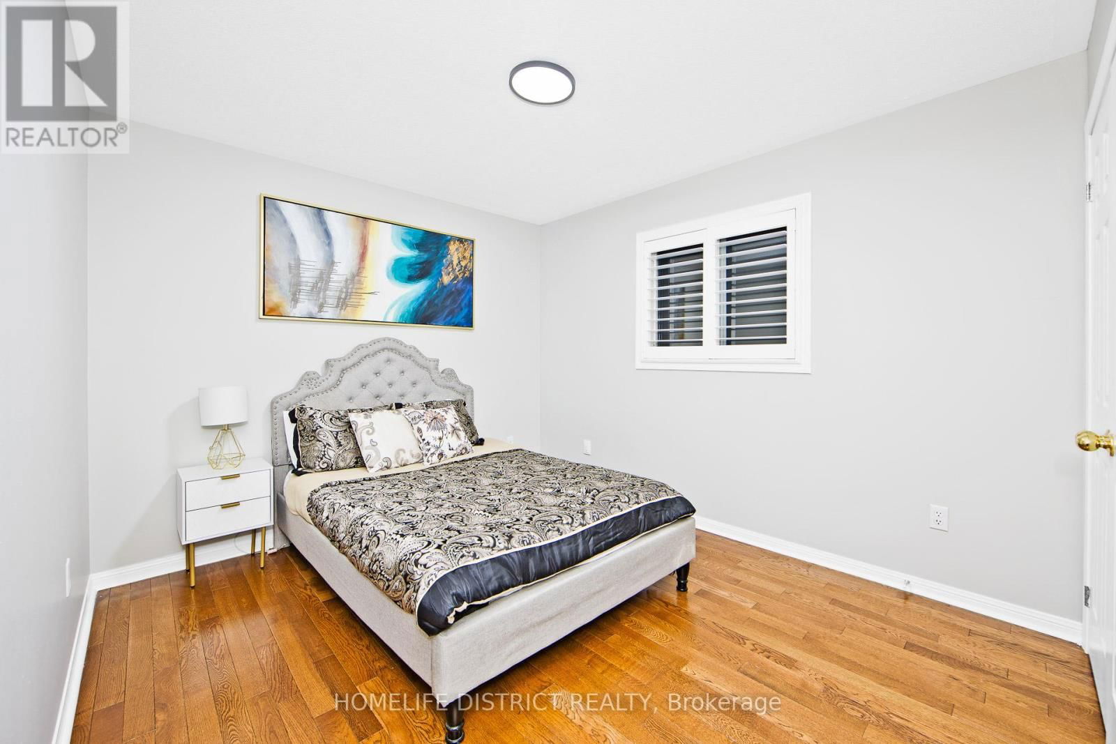 50 WELDRICK CRESCENT Image 21