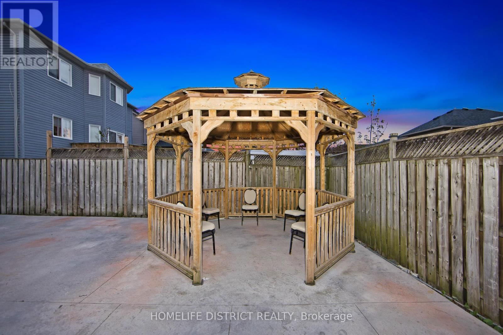 50 WELDRICK CRESCENT Image 33