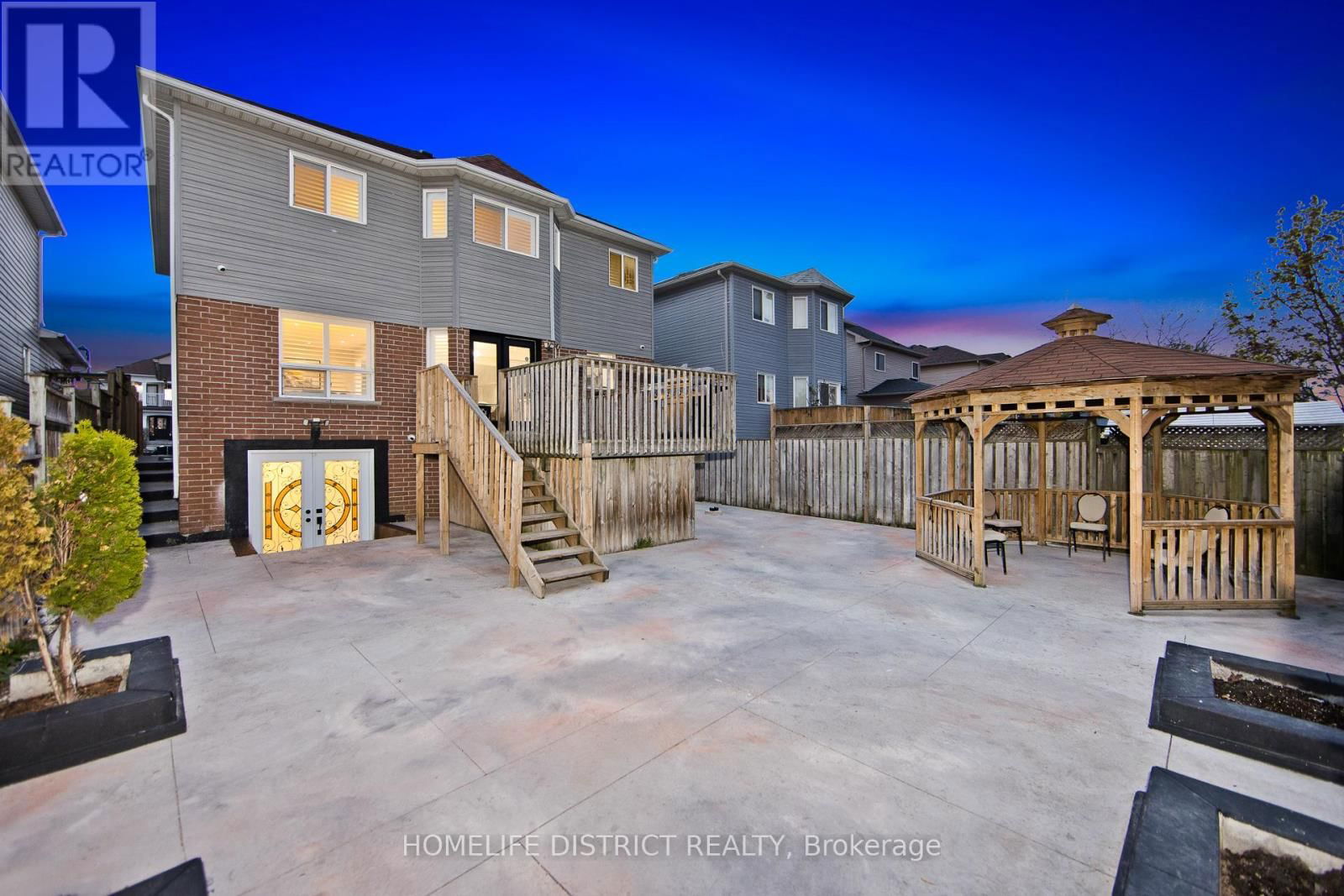 50 WELDRICK CRESCENT Image 34