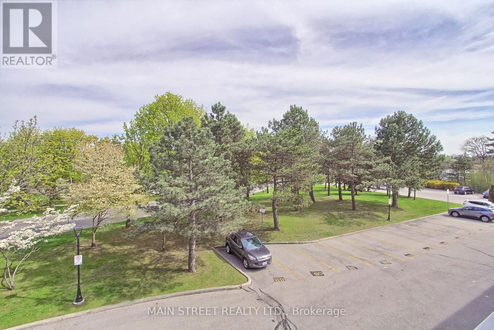 302 - 189 LAKE DRIVEWAY DRIVE WEST Image 21
