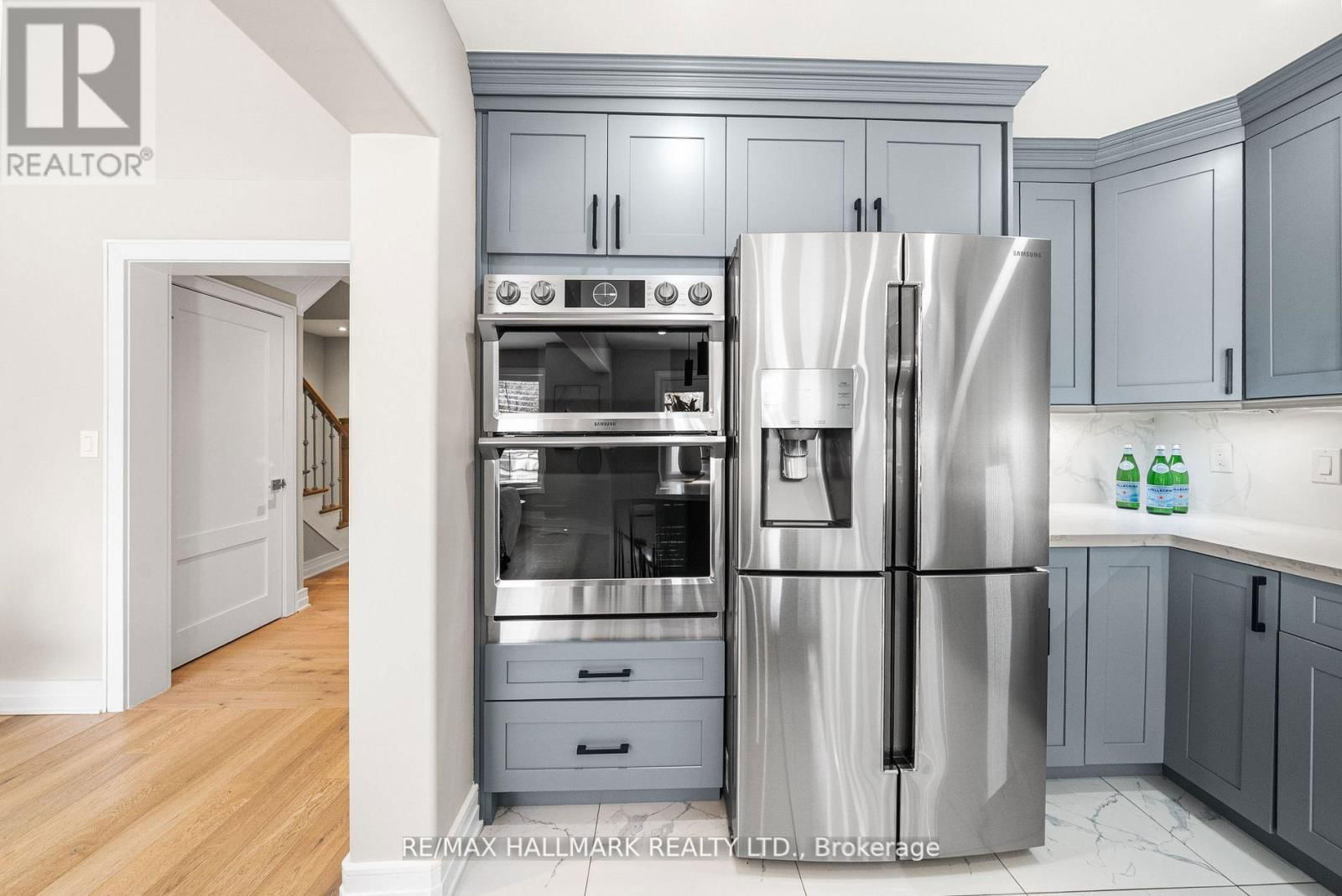 315 GRANBY COURT Image 16