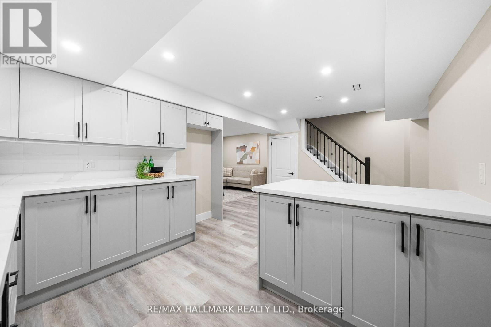 315 GRANBY COURT Image 35