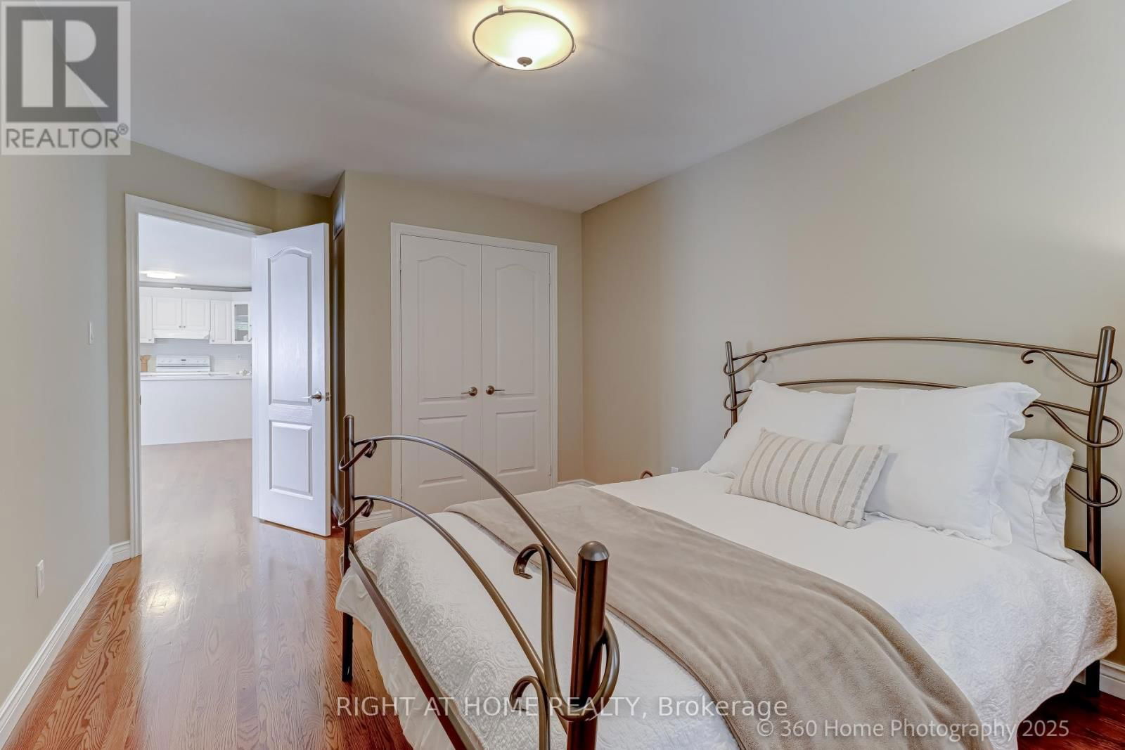 274 PHARMACY AVENUE Image 15