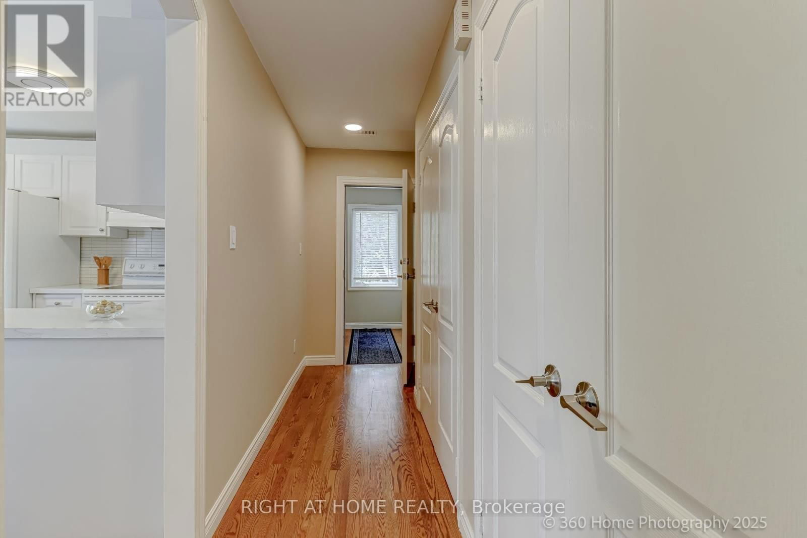 274 PHARMACY AVENUE Image 17