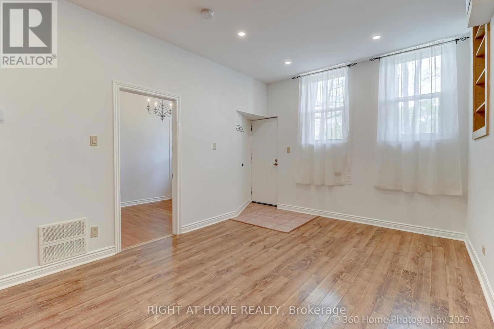 274 PHARMACY AVENUE Image 25
