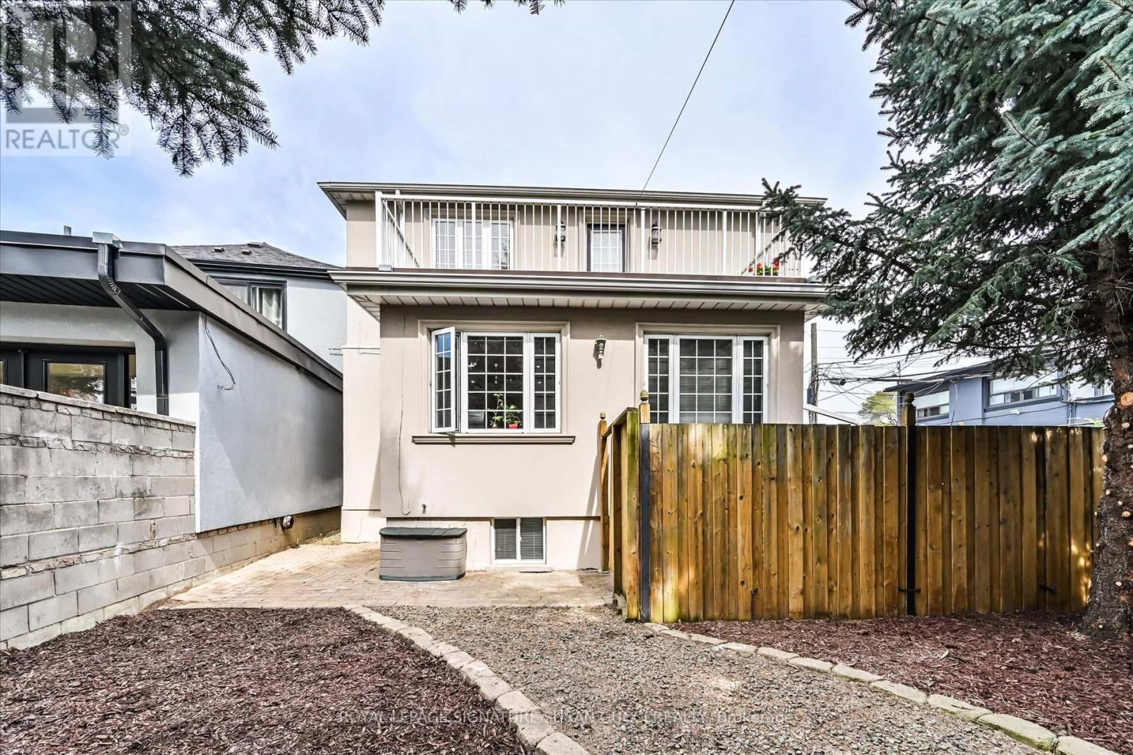 454 DONLANDS AVENUE Image 47