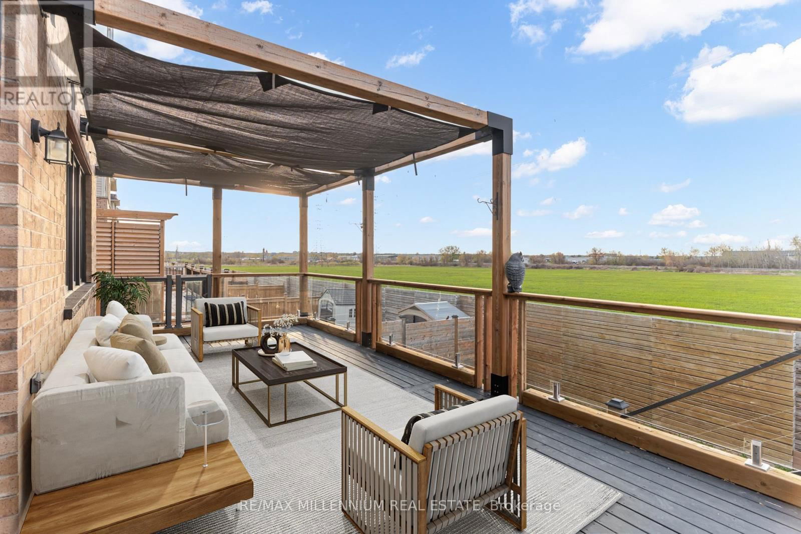 147 YACHT DRIVE Image 16