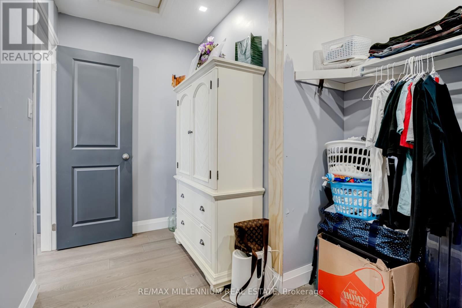 147 YACHT DRIVE Image 24