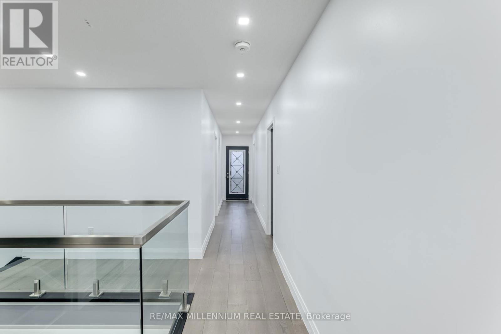 147 YACHT DRIVE Image 25