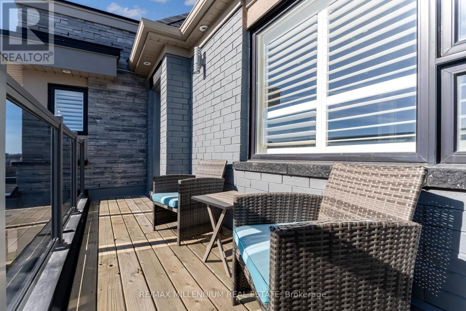 147 YACHT DRIVE Image 34