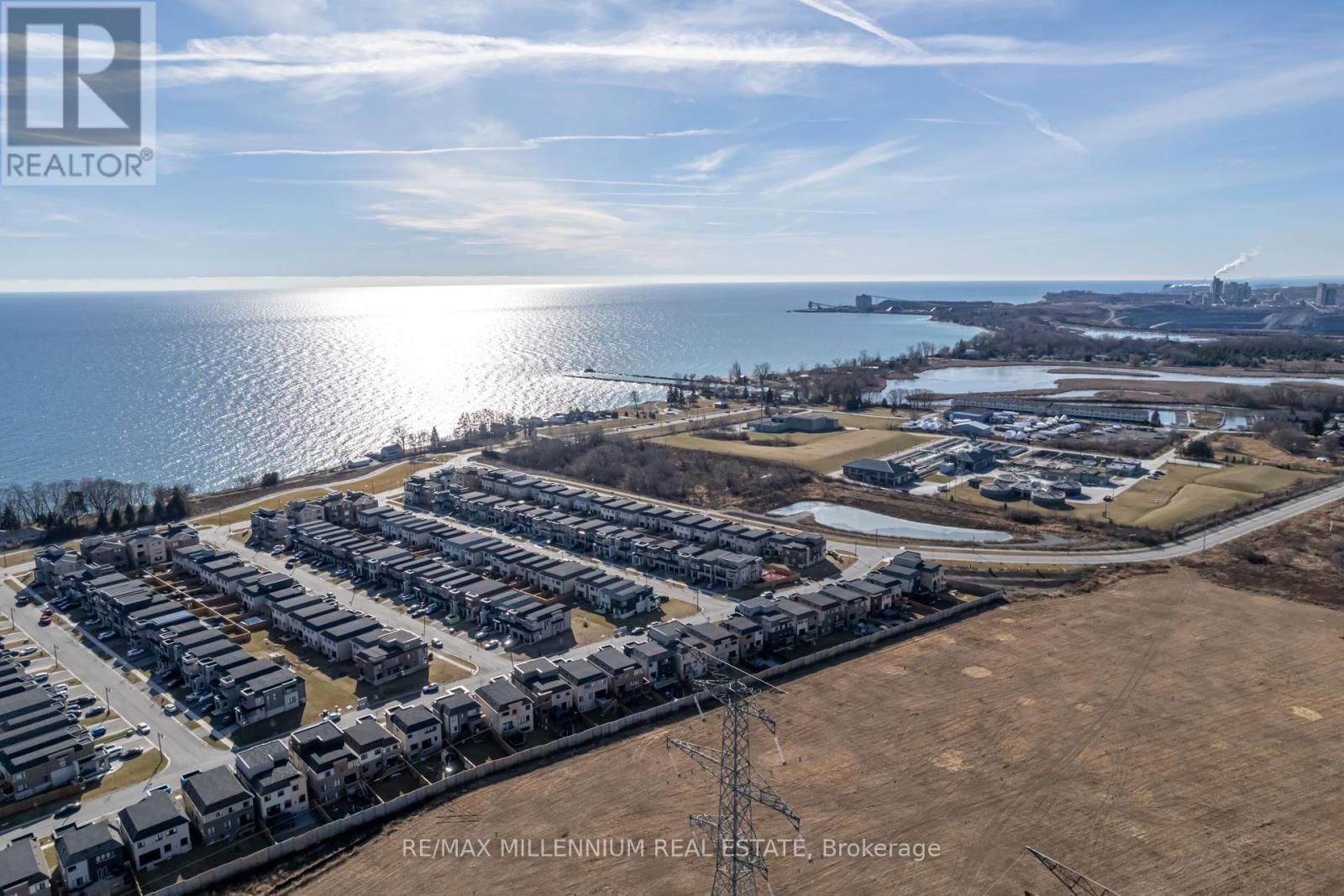 147 YACHT DRIVE Image 49