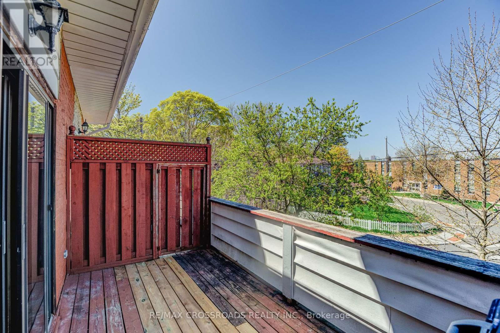 89 WEMBLEY DRIVE Image 23