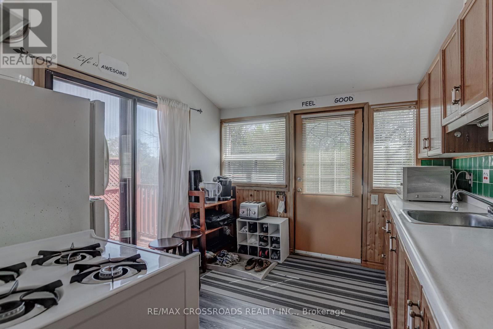 89 WEMBLEY DRIVE Image 31