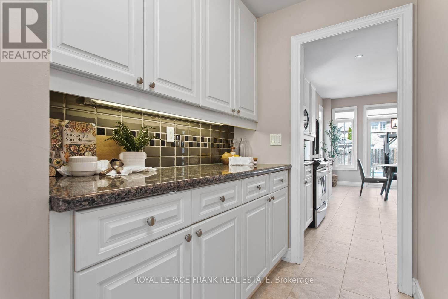 1053 COPPERFIELD DRIVE Image 13