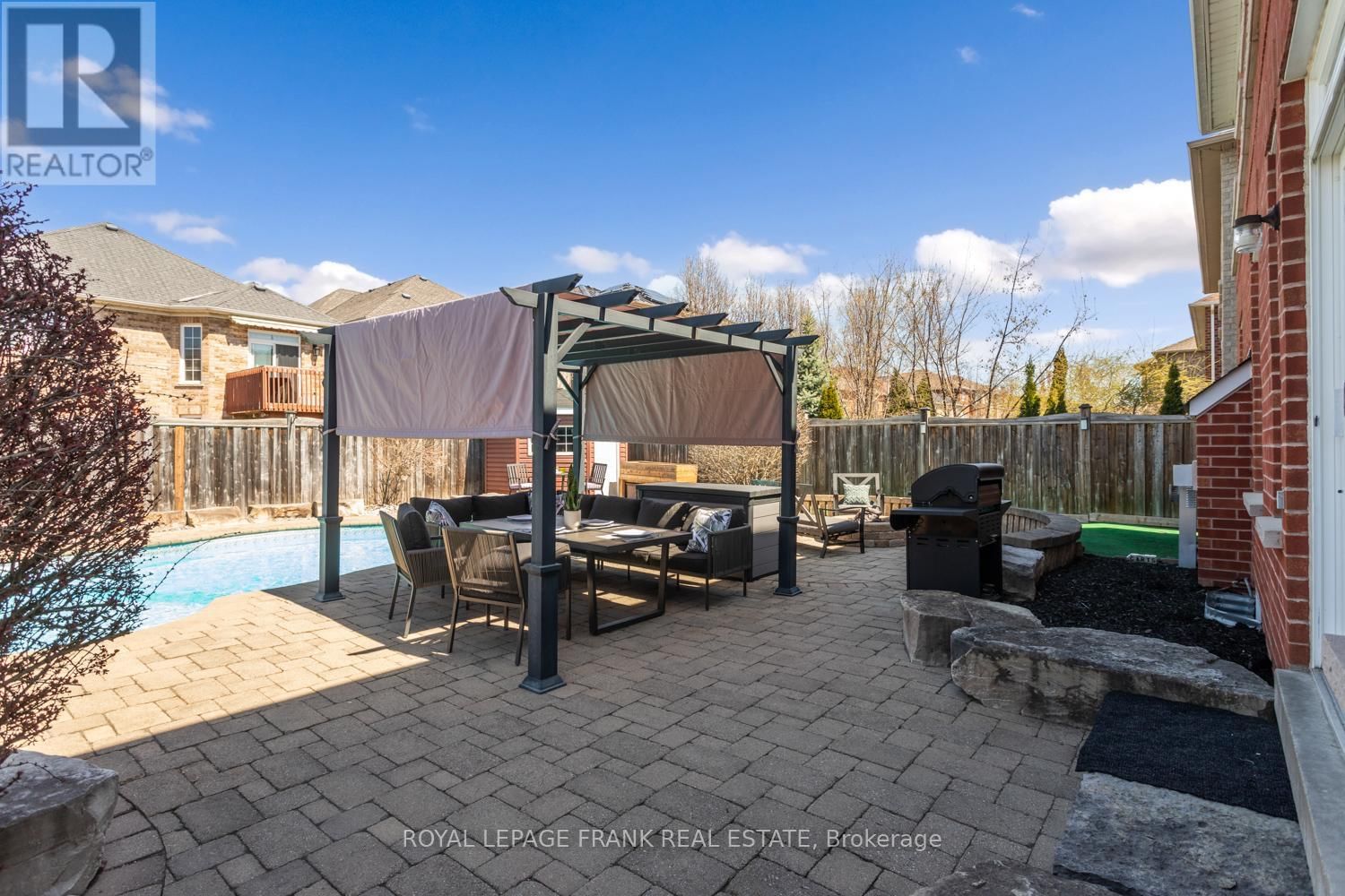 1053 COPPERFIELD DRIVE Image 31