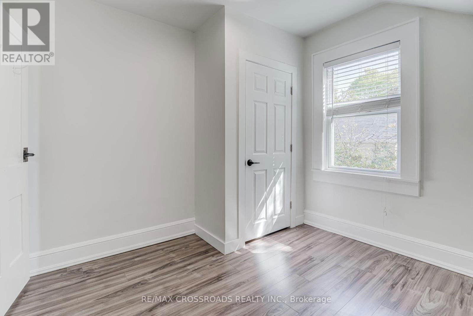 530 KINGSTON ROAD WEST Image 13