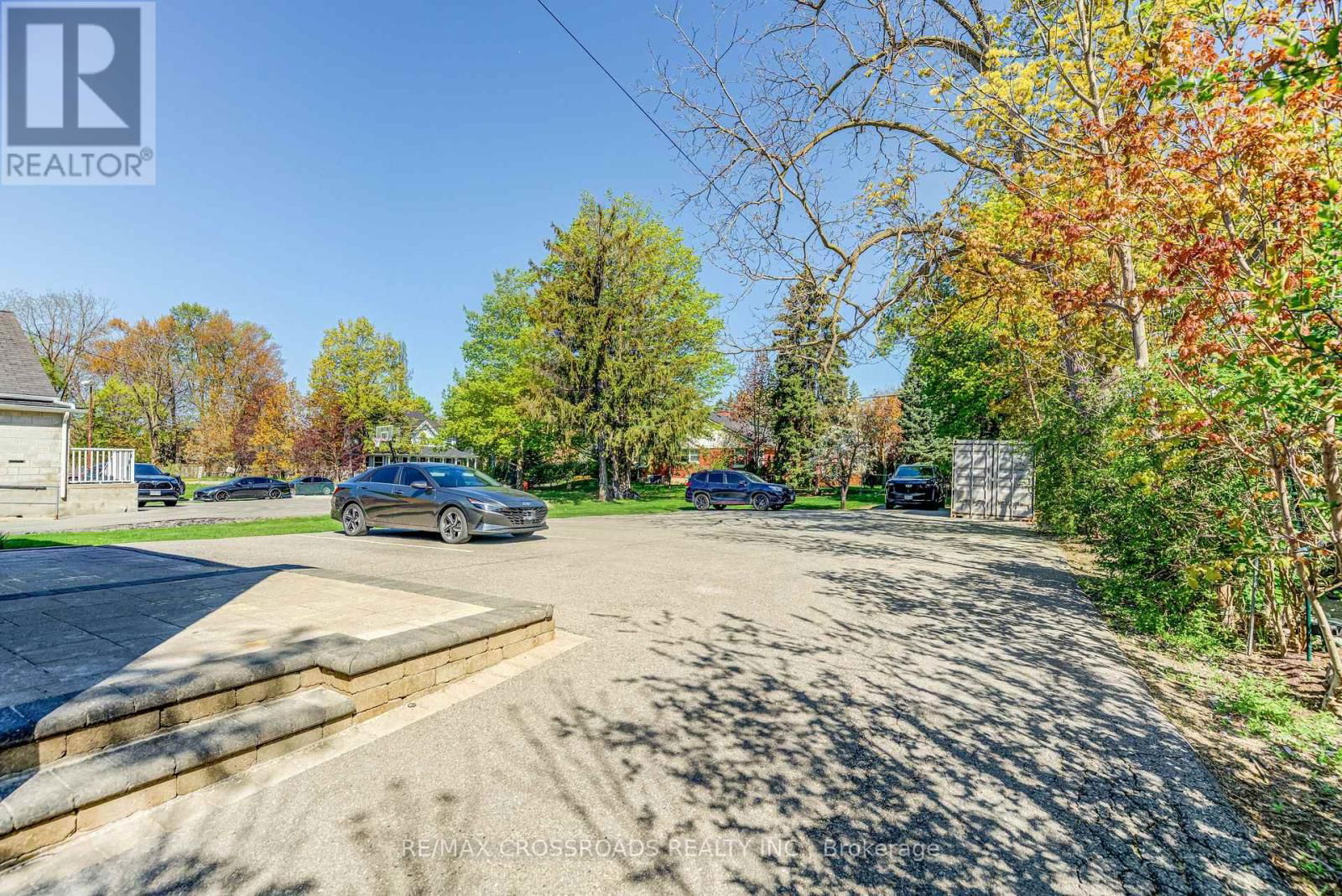 530 KINGSTON ROAD WEST Image 23
