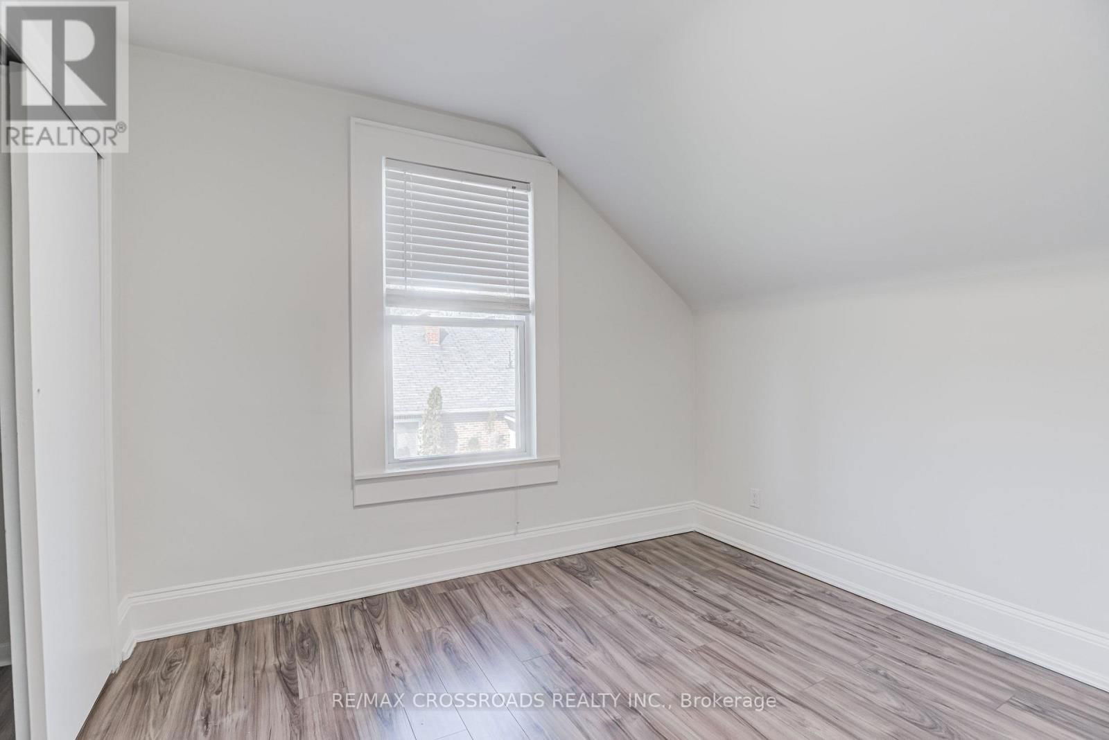 530 KINGSTON ROAD WEST Image 14