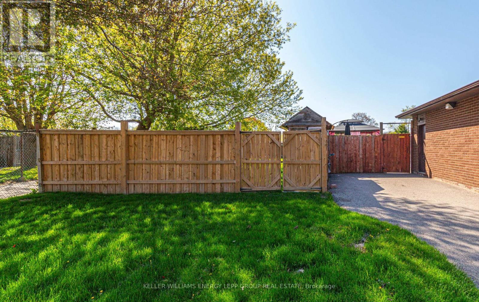 239 QUETICO AVENUE Image 3