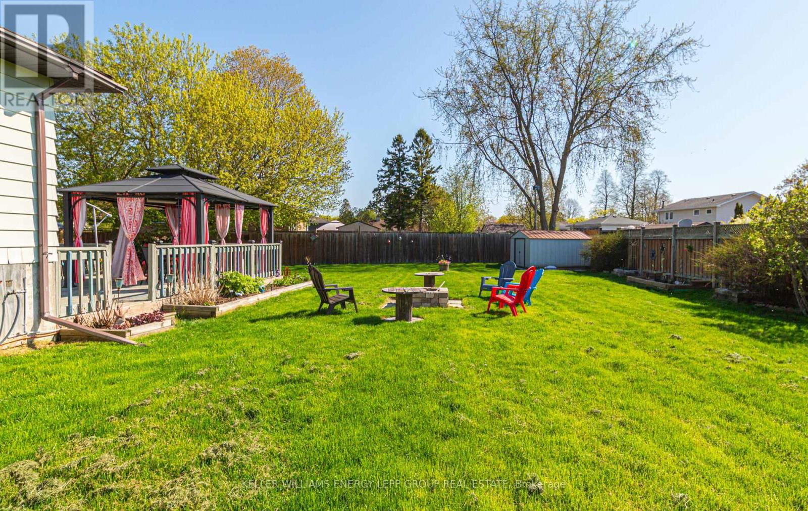239 QUETICO AVENUE Image 32