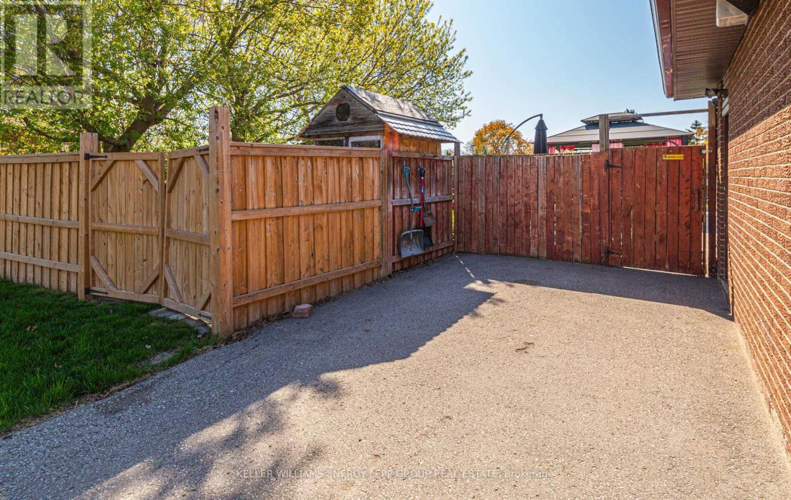 239 QUETICO AVENUE Image 4