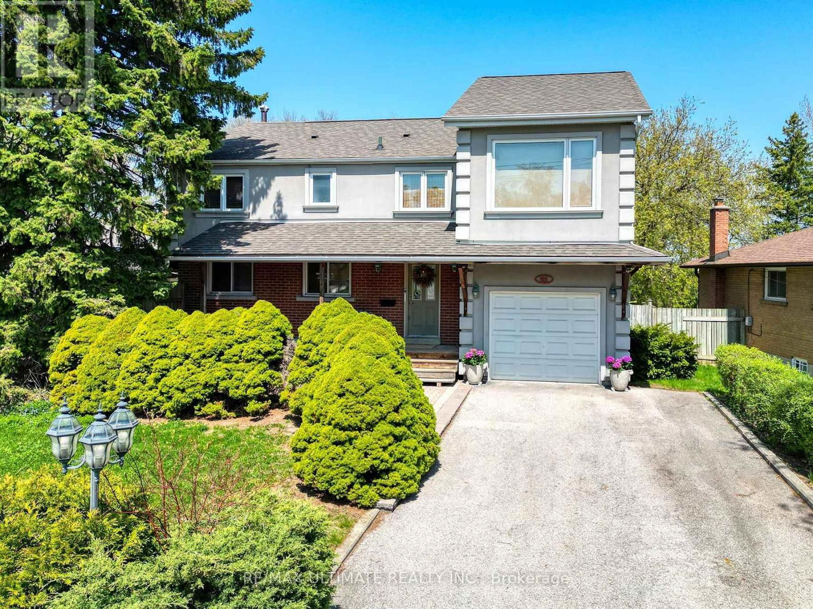 103 WEIR CRESCENT Image 1