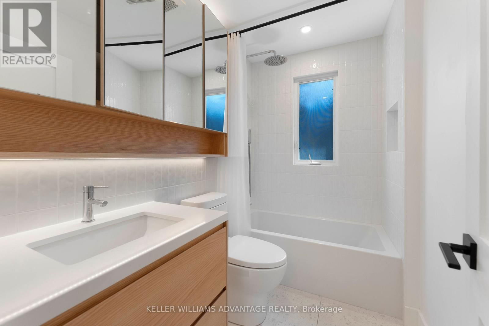 31 HILTZ AVENUE Image 10